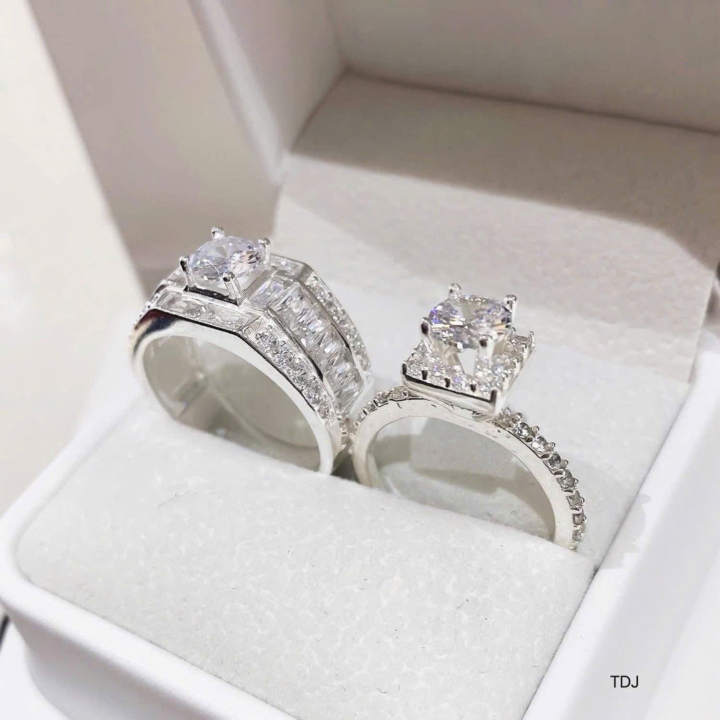 Nhẫn bạc đôi thiết kế tinh xảo