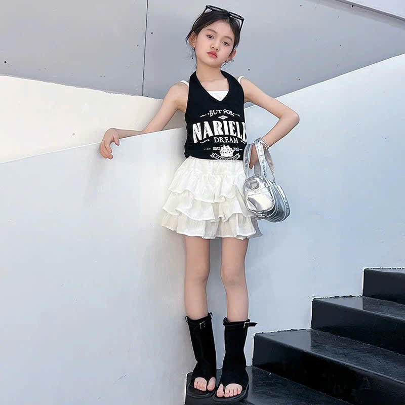 Áo cổ yếm phối chân váy tầng