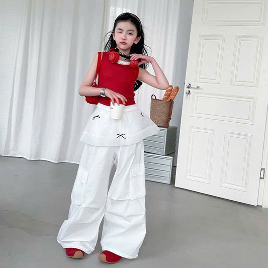 Áo crotop phối quần ống rộng váy ngắn lạ mà xinh