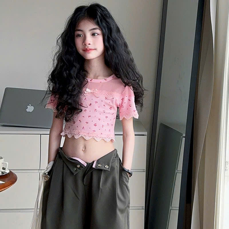 Set áo croptop hồng phối voan mix quần ống rộng lưng chun