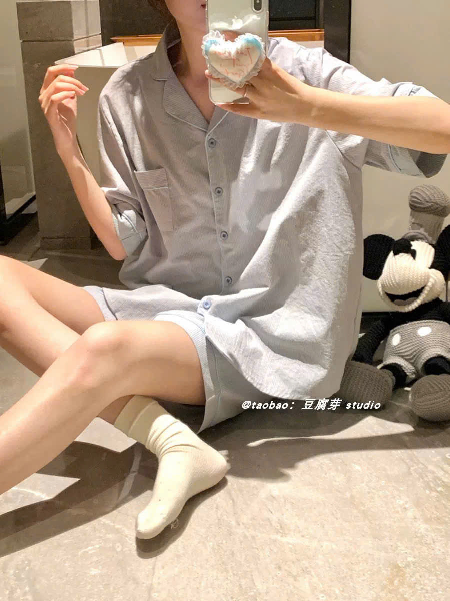 Pijama ngắn xanh dương nhạt trơn