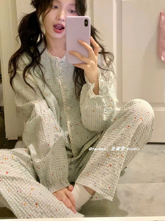Bộ ngủ dài caro chấm bi viền ren cổ tròn