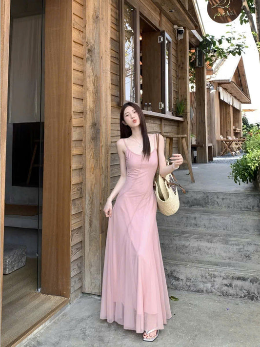 Đầm hồng 2 dây dáng dài thướt tha