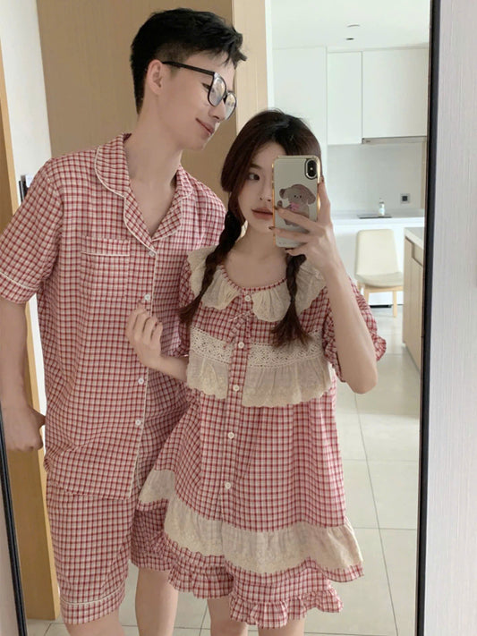 Đồ ngủ đôi caro đỏ hồng viền ren bèo cho nữ