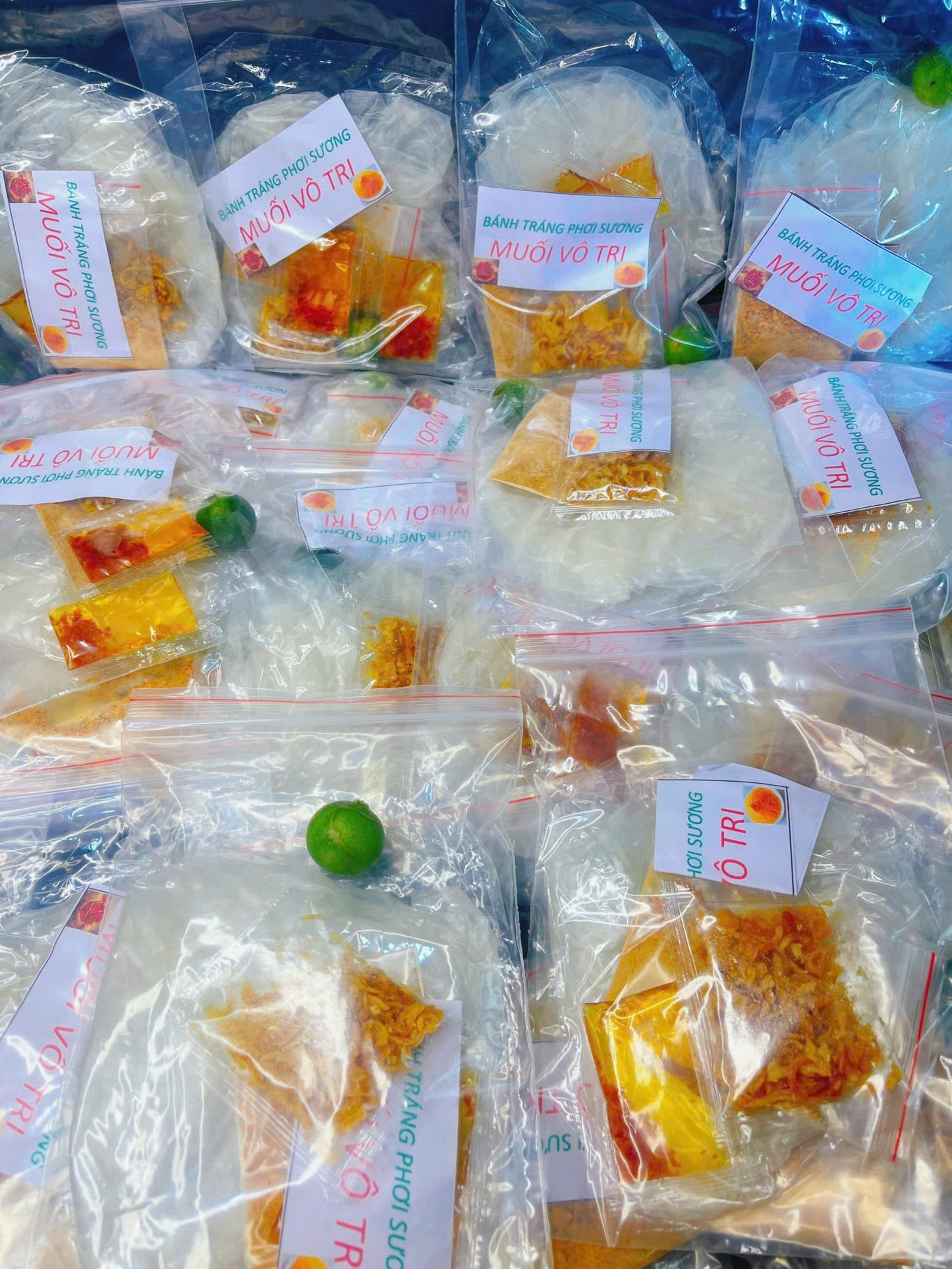 Bánh tráng phơi sương muối vô tri