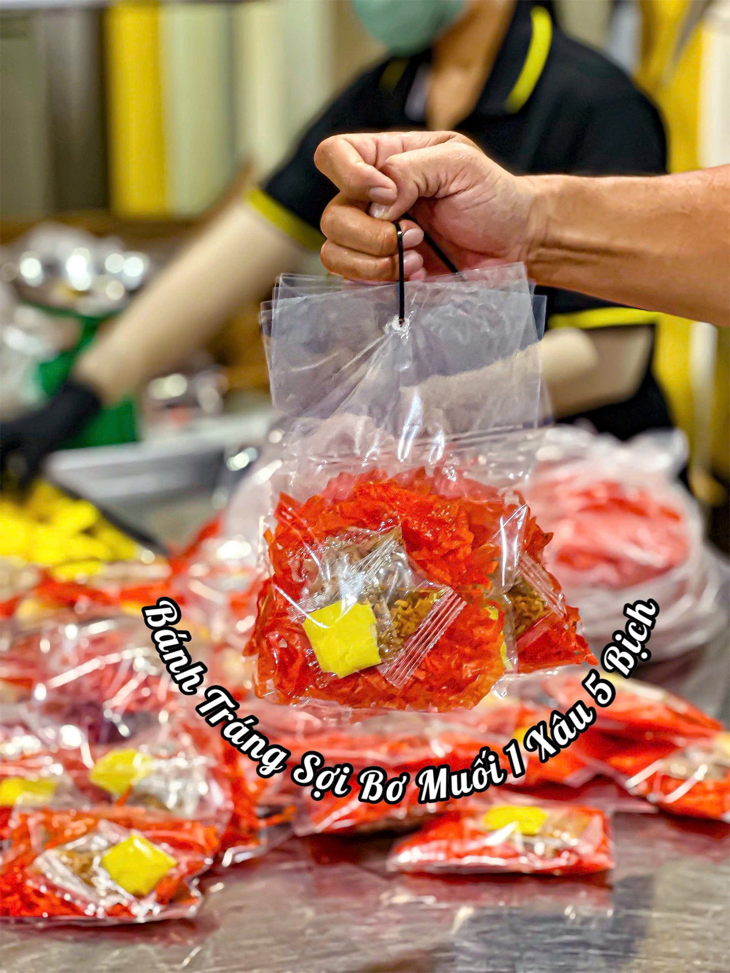 Bánh tráng sợi bơ muối 1 xâu 5 túi