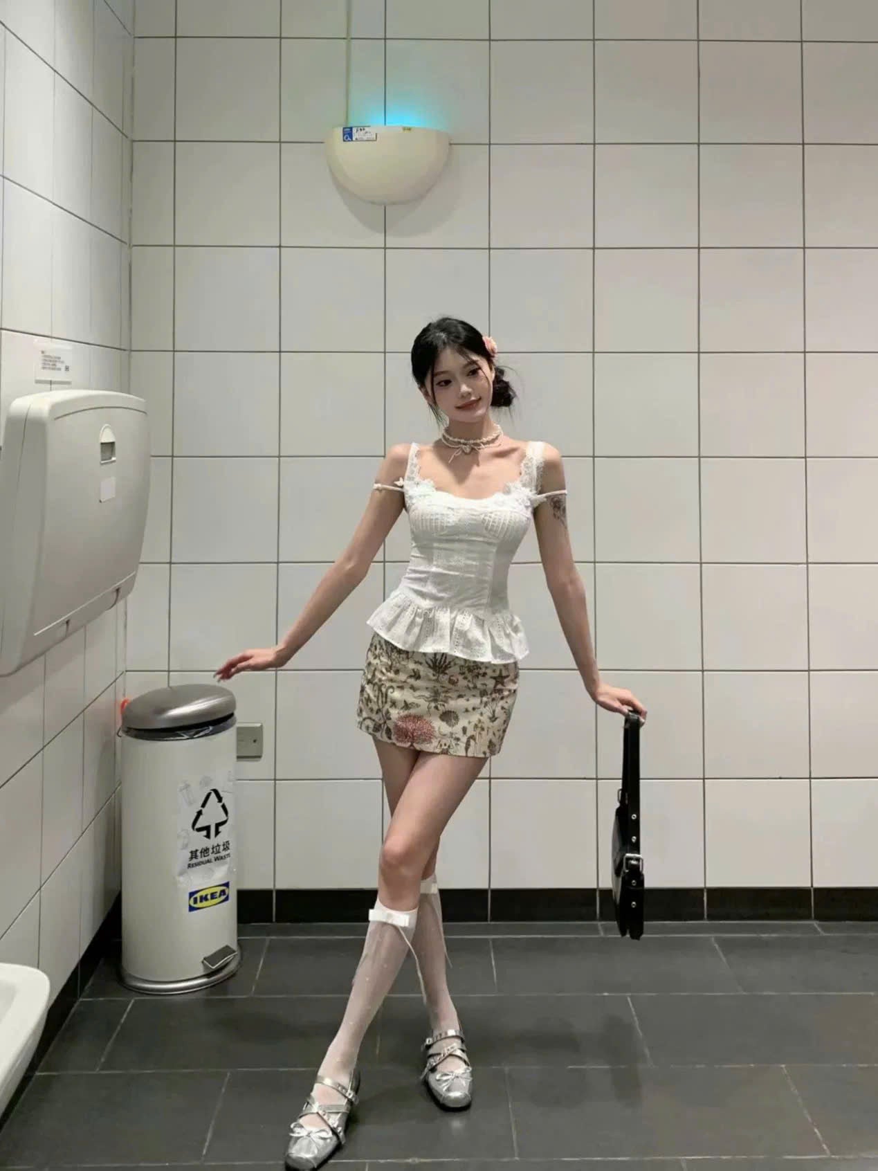 Set áo 2 dây ren chân váy hoa nữ tính