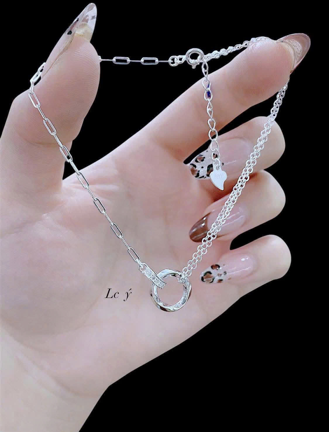 Lắc chân bạc xinh xinh