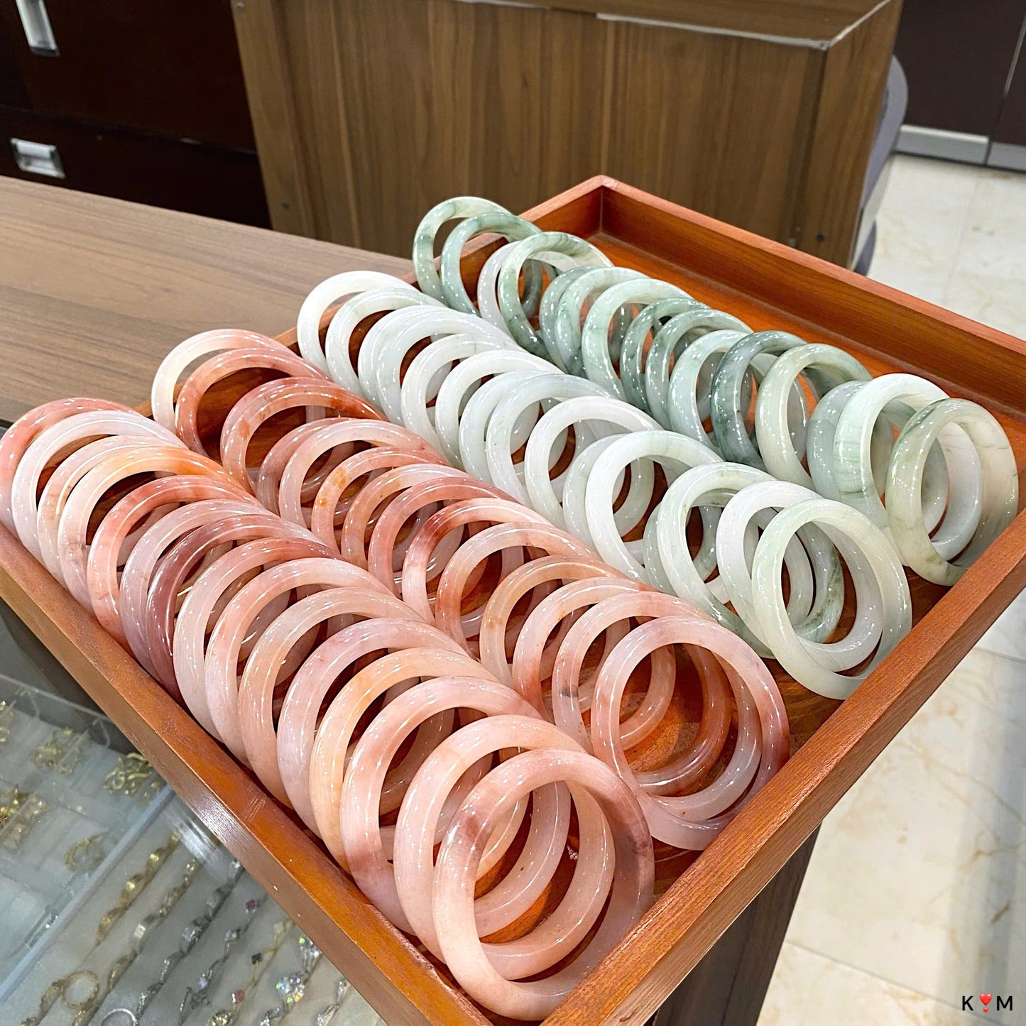 Vòng ngọc đẹp tự nhiên, thuần khiết dịu dàng