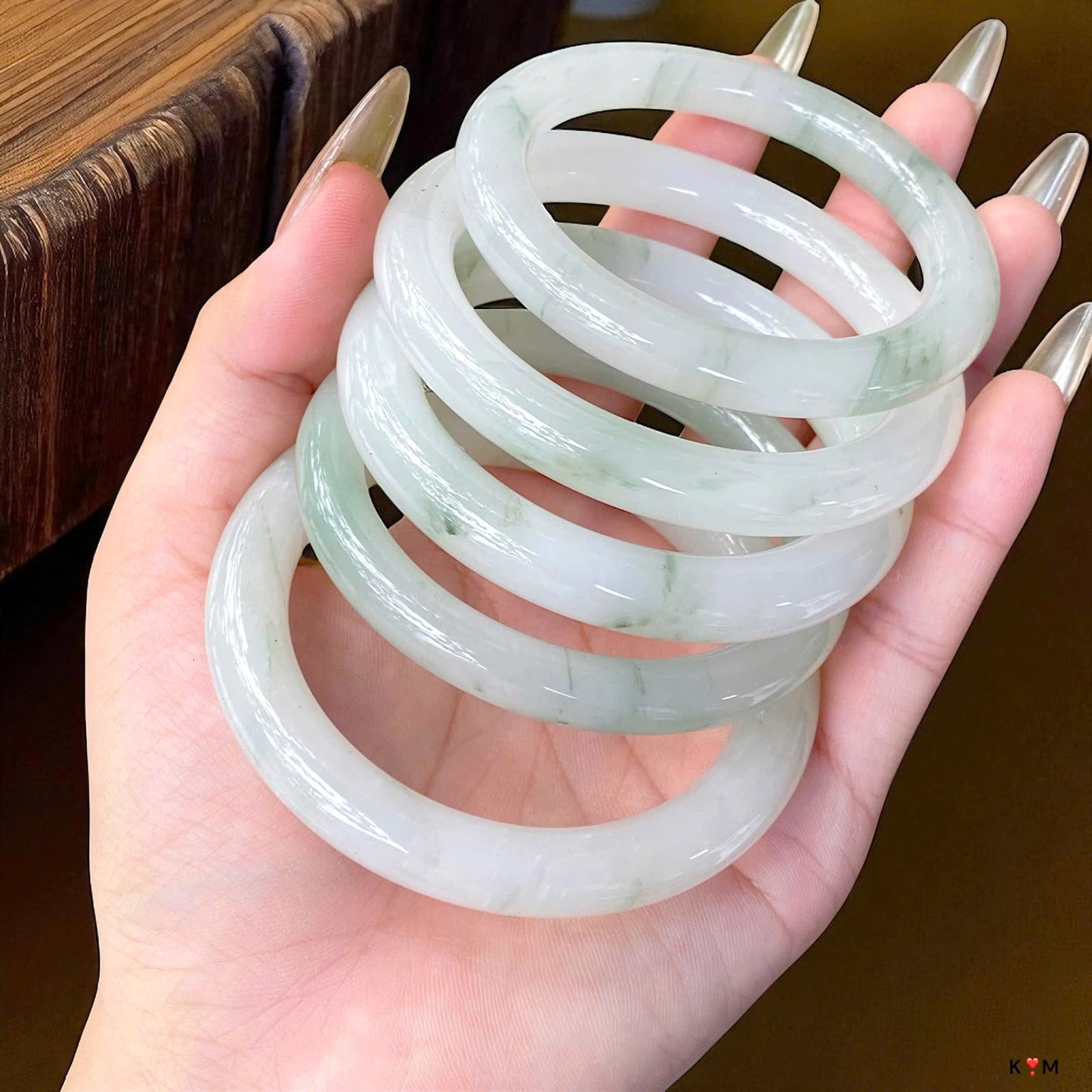 Vòng ngọc đẹp tự nhiên, thuần khiết dịu dàng