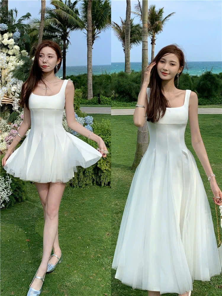 Đầm trắng cổ vuông nàng thơ