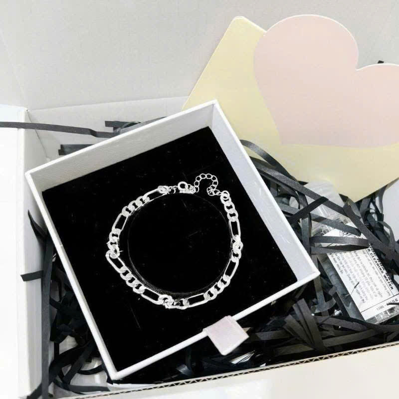 Lắc tay/ Vòng tay bạc tặng bạn trai