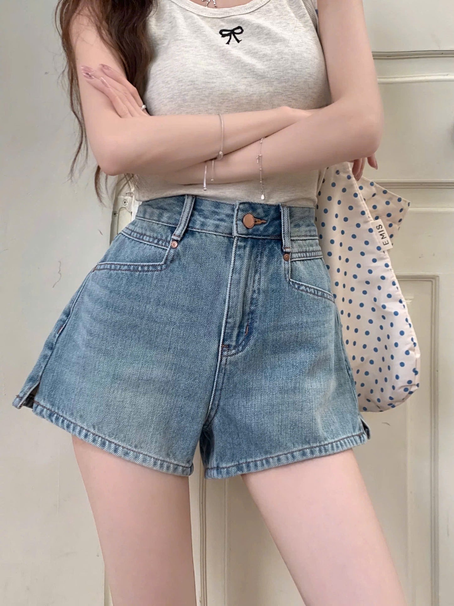 Quần đùi jean cạp cao năng động