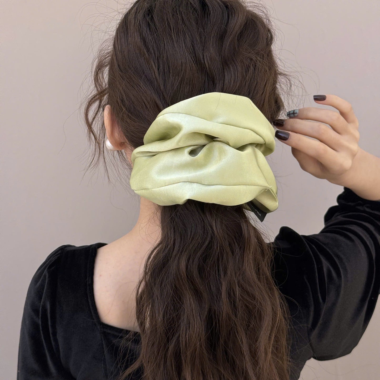 Cột tóc scrunchies xinh xỉu nhiều kiểu