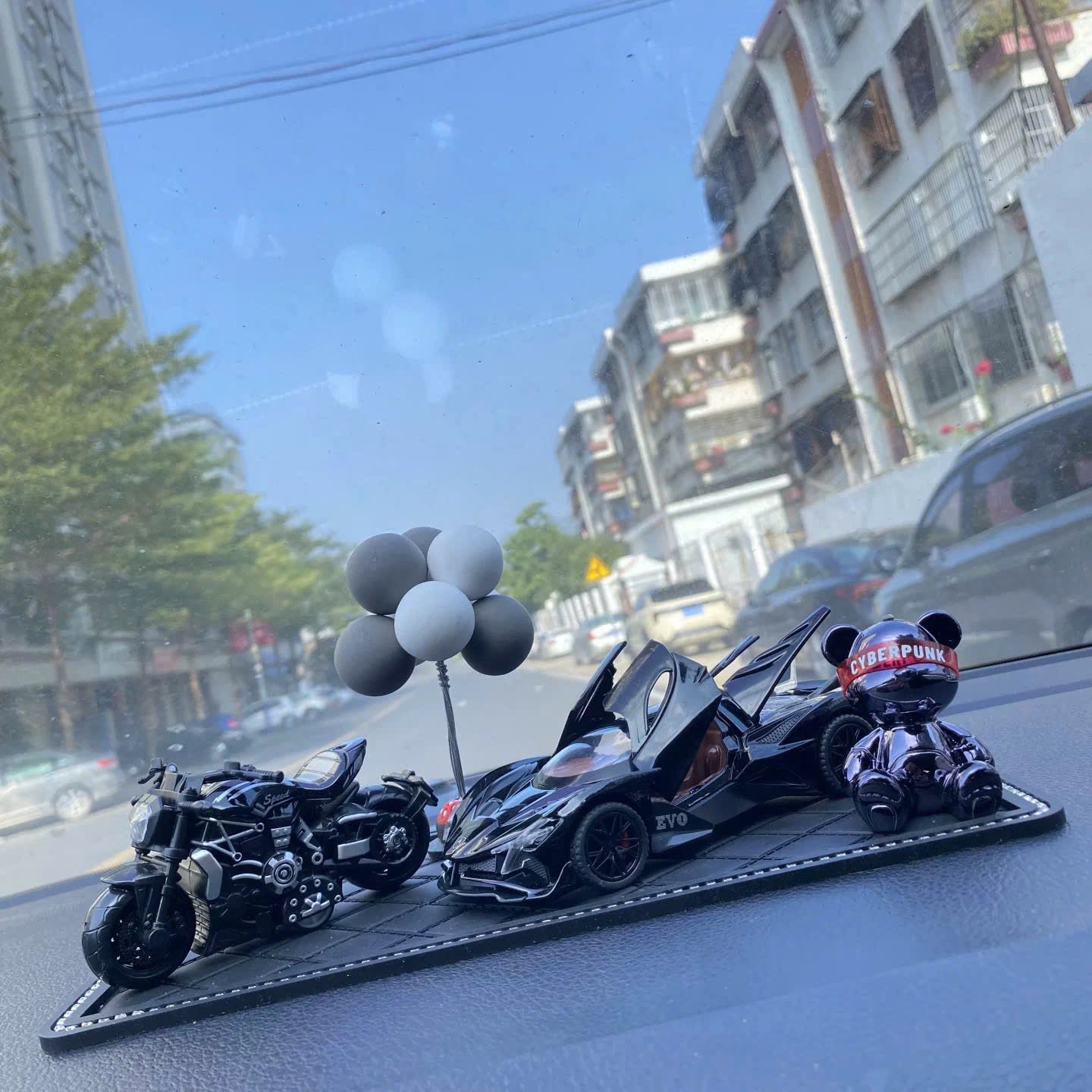 Dán xe hình siêu xe cực ngầu