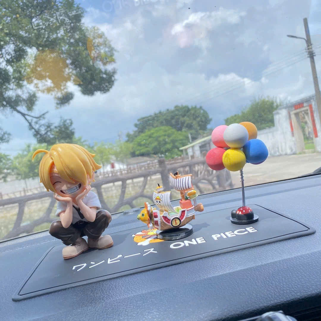 Dán xe hoạt hình One Piece Đảo Hải Tặc chibi dễ thương