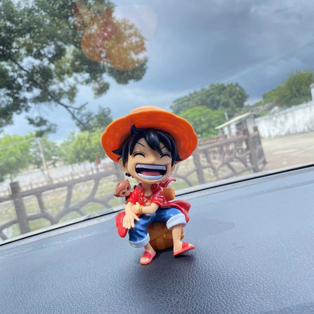 Dán xe hoạt hình One Piece Đảo Hải Tặc chibi dễ thương