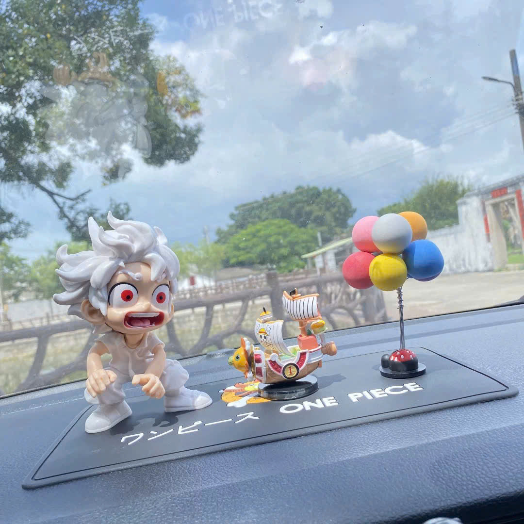 Dán xe hoạt hình One Piece Đảo Hải Tặc chibi dễ thương