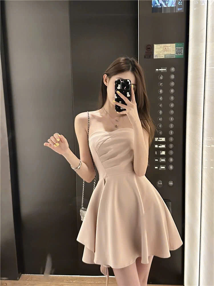 Đầm cúp ngực xòe hồng baby trơn
