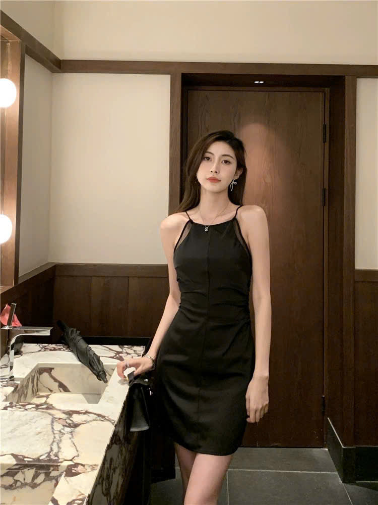 Đầm 2 dây ngắn chiết eo tôn dáng