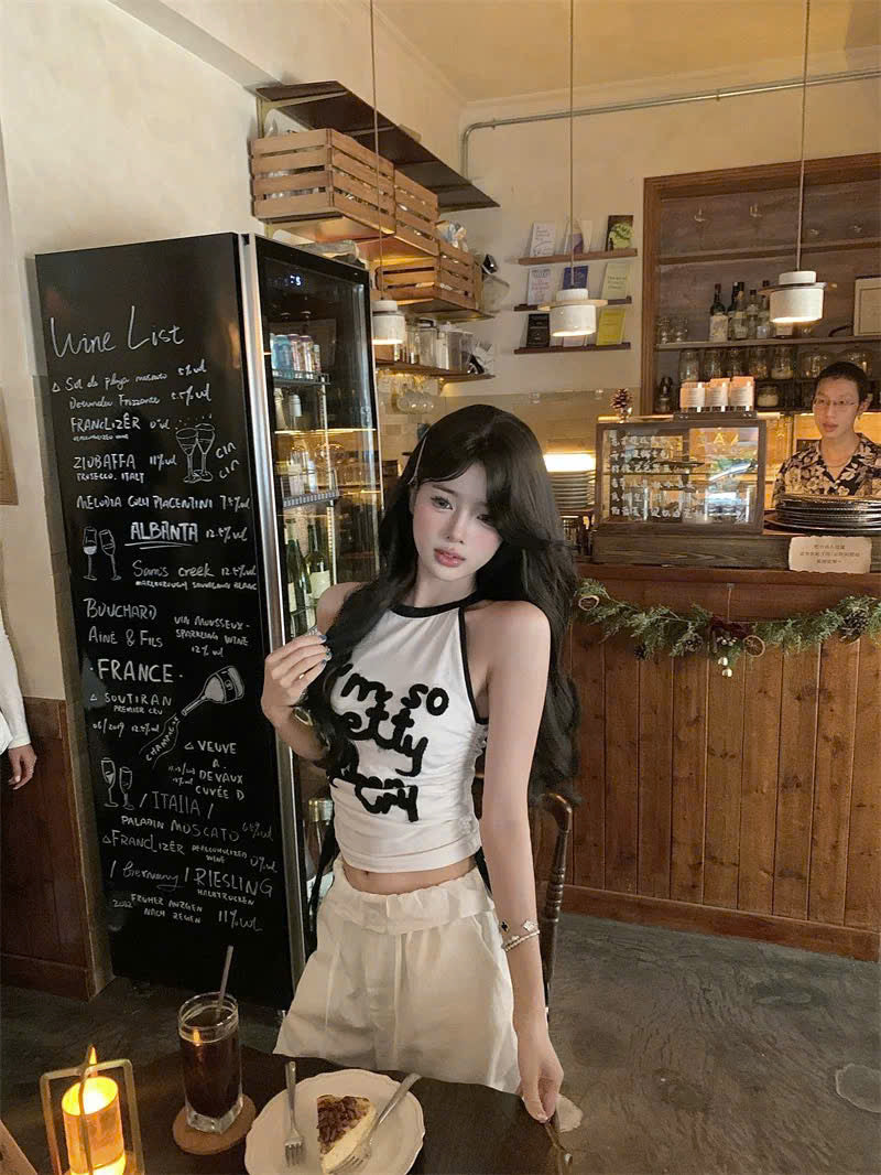 Set áo thun cổ yếm và quần ống rộng