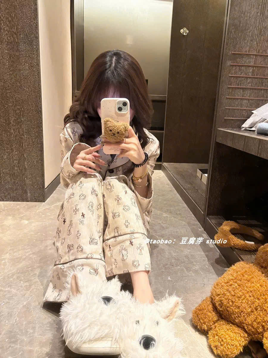 Pijama tay dài quần mèo dễ thương sang chảnh