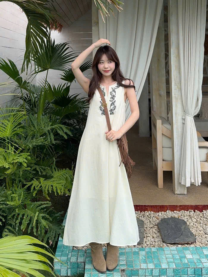 Đầm suông trắng sát nách vintage dài - ngắn