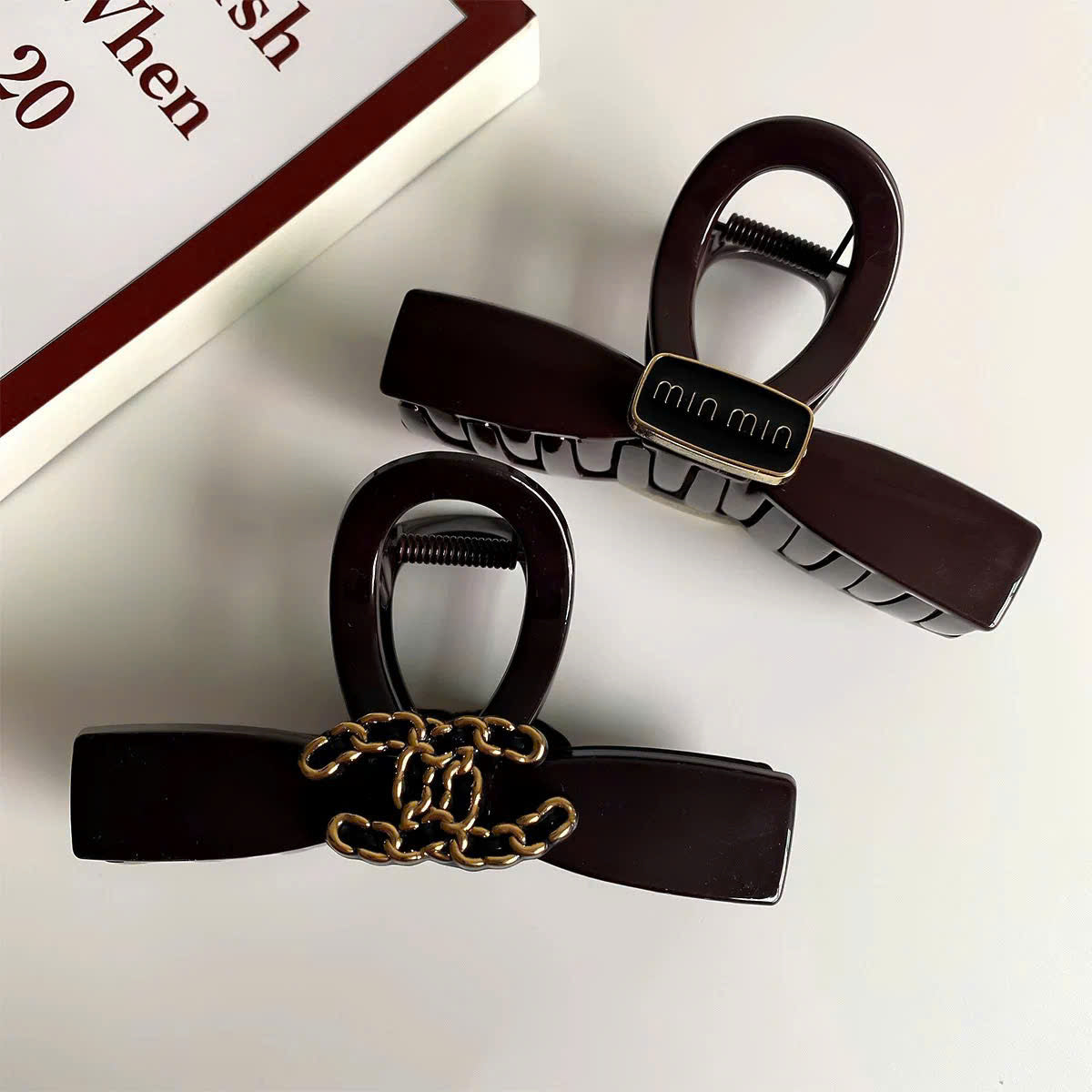 Kẹp càng cua order nhiều mẫu mời nàng chọn