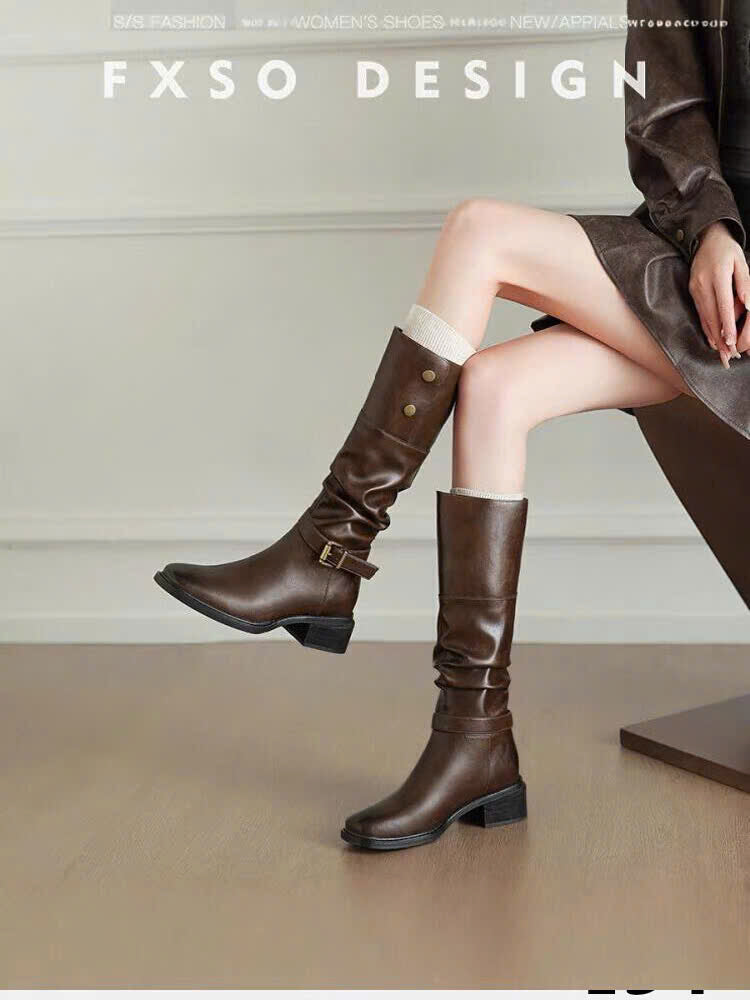 Giày boots cao cổ mũi nhọn khóa cài thanh lịch