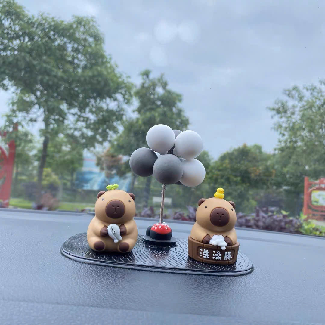 Dán xe capybara dễ thương