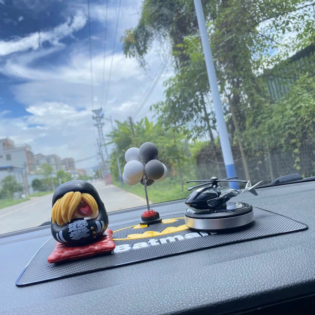 Dán xe Đảo Hải Tặc Chibi cool ngầu