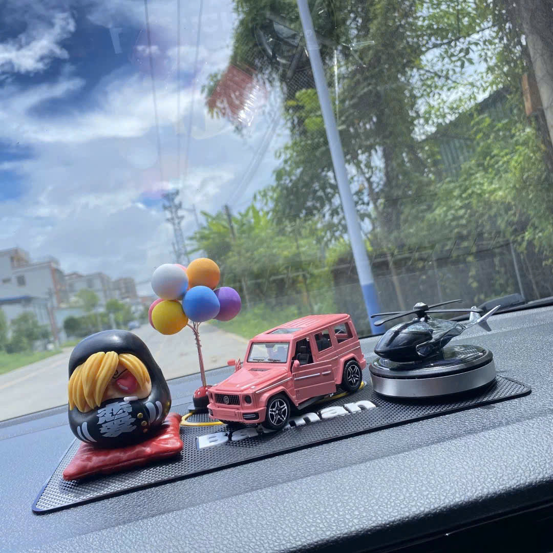 Dán xe Đảo Hải Tặc Chibi cool ngầu