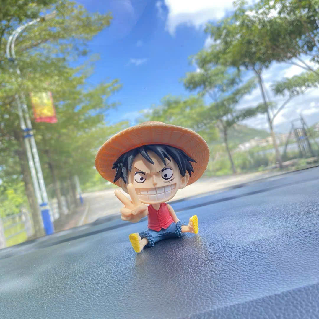 Dán xe Đảo Hải Tặc Chibi