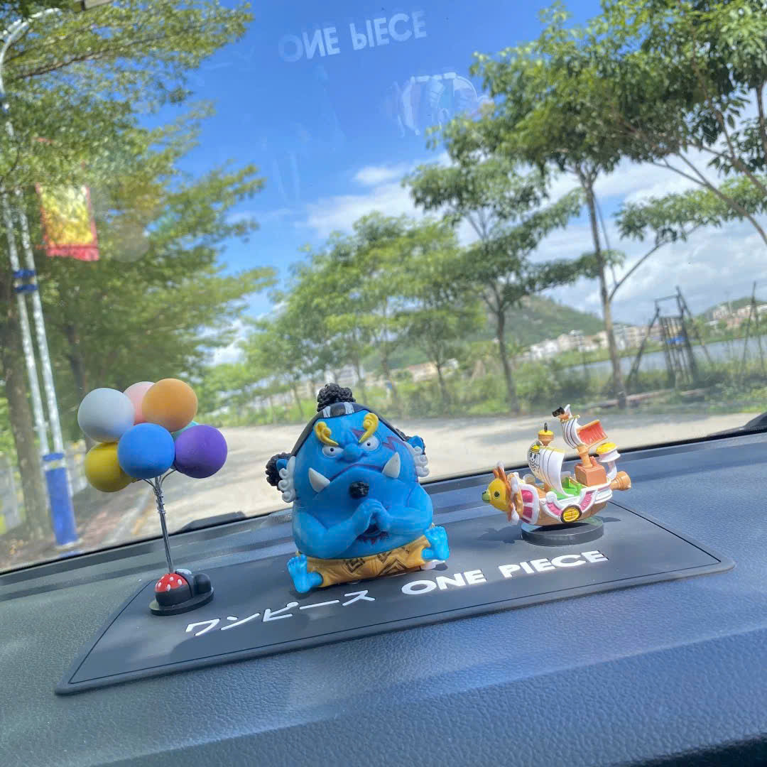 Dán xe Đảo Hải Tặc Chibi