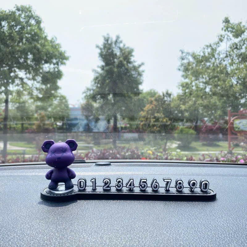 Dán xe Bearbrick & biển số xe