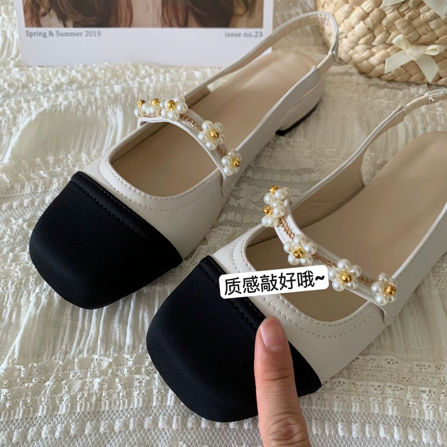 Giày bệt hở gót hoa mai