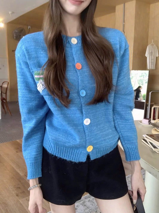 Áo cardigan len form vừa vặn nút bản to màu sắc