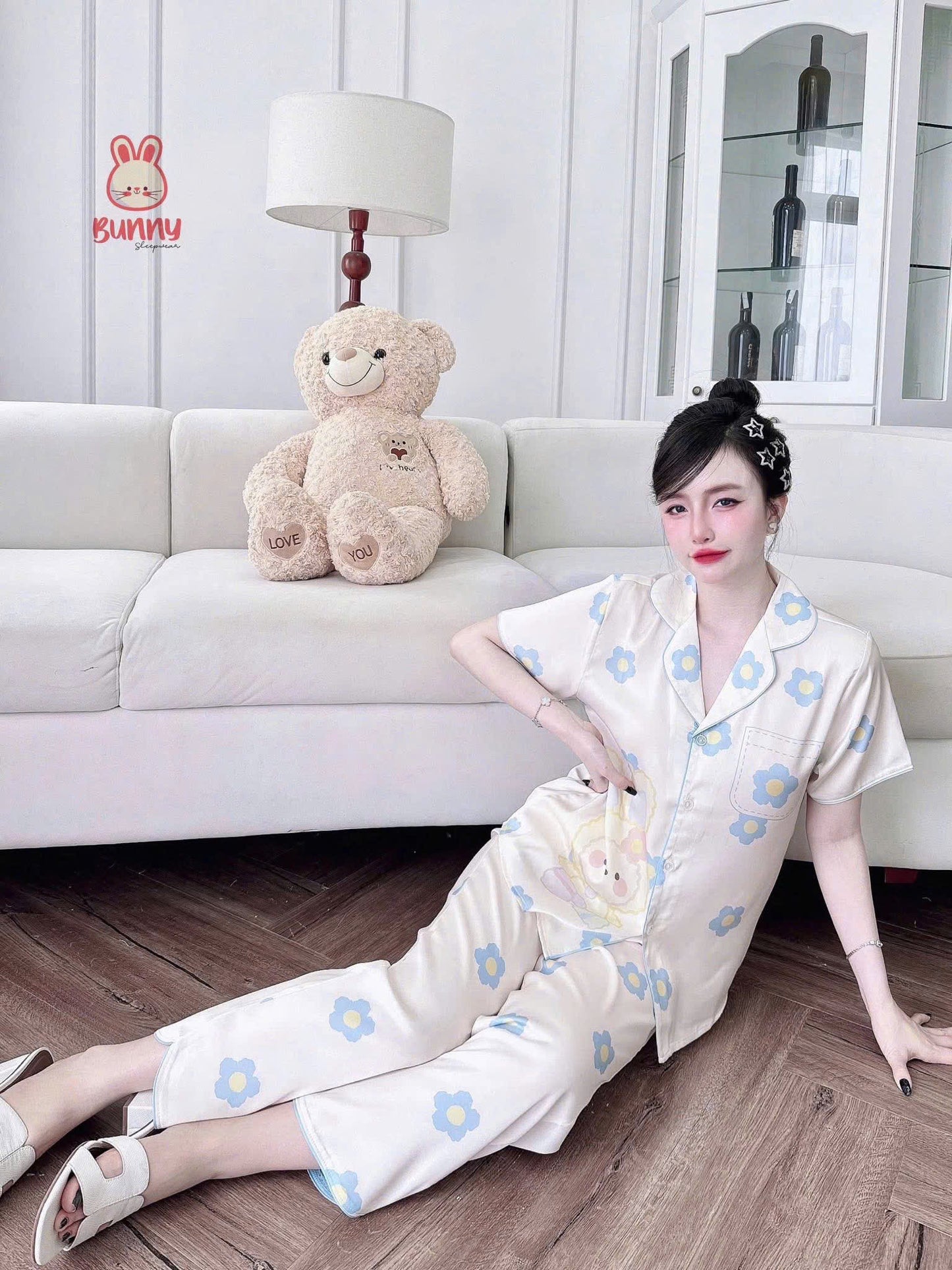 Bộ ngủ tay ngắn viền cong Bunny