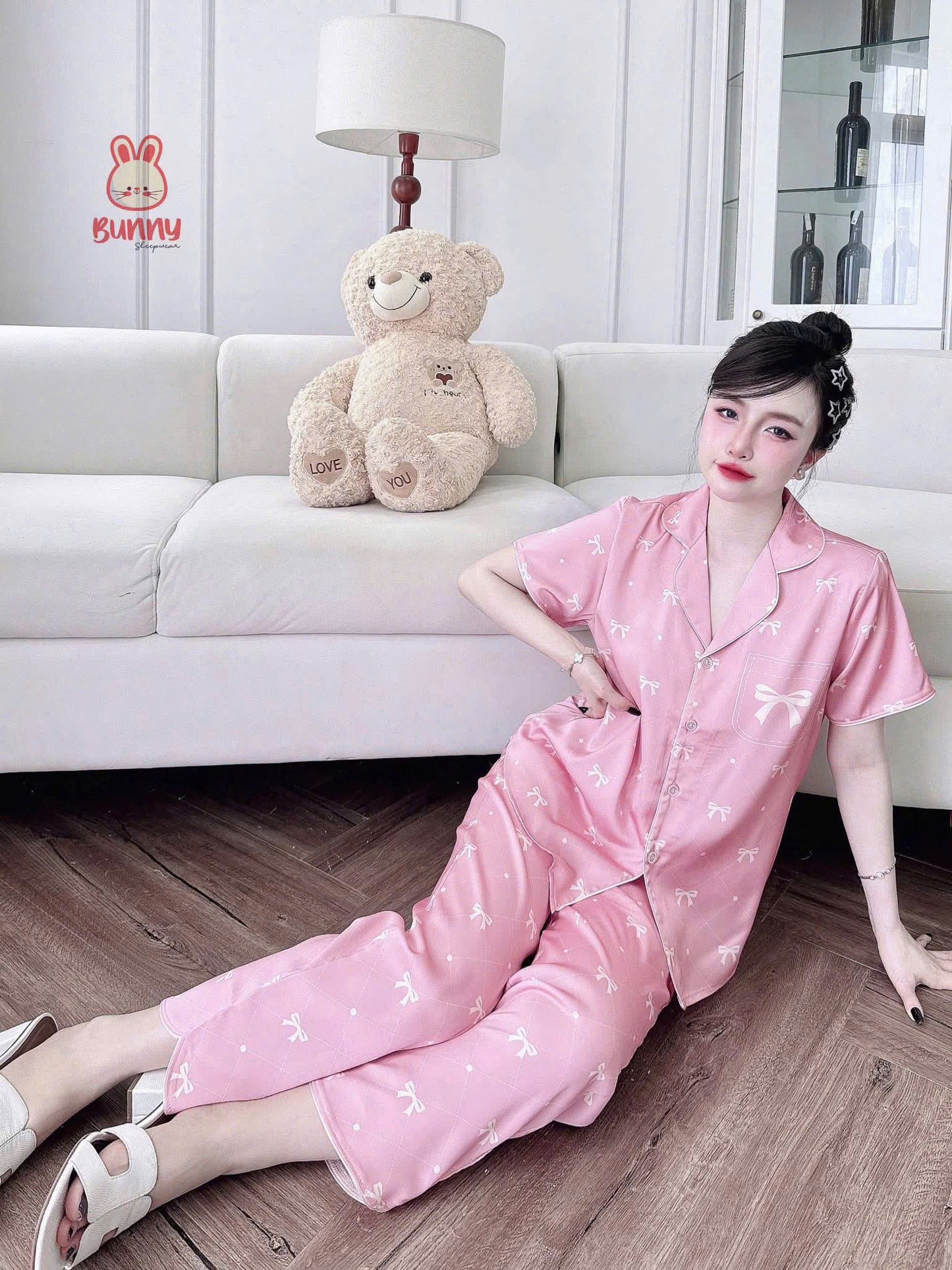 Bộ ngủ tay ngắn viền cong Bunny
