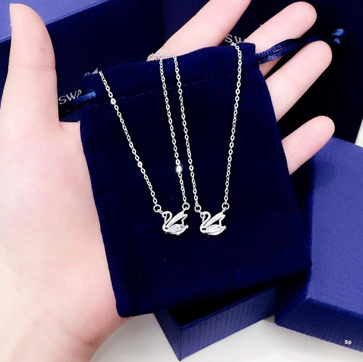Dây chuyền bạc thiên nga và nơ