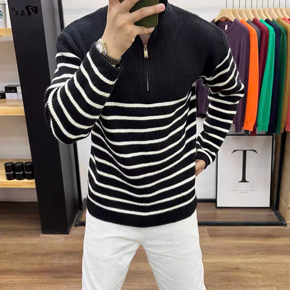 Áo sweater len sọc ngang cổ dây kéo