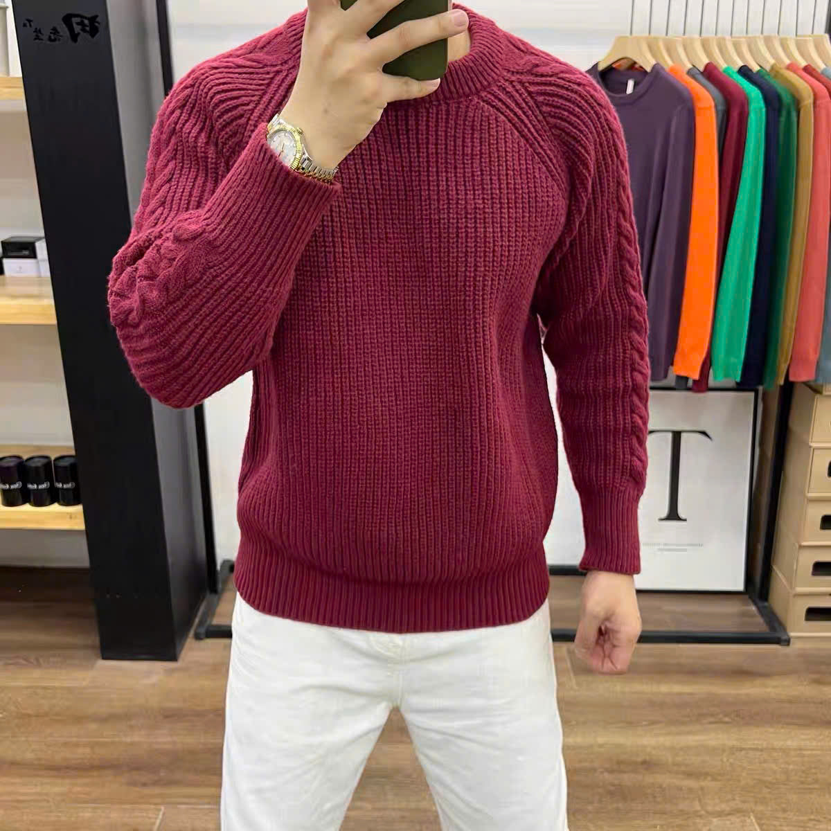Áo sweater len dệt kim kem- đen - đỏ đô