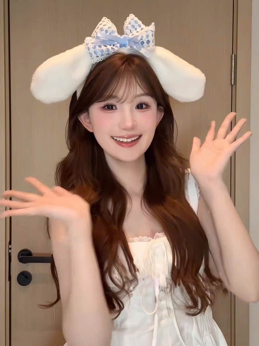Bờm tóc cinnamoroll cài tóc thỏ trắng