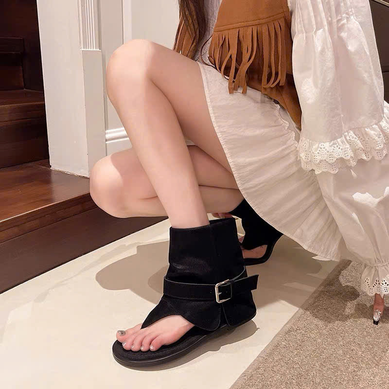 Boots xỏ ngón đế bệt nâu - đen