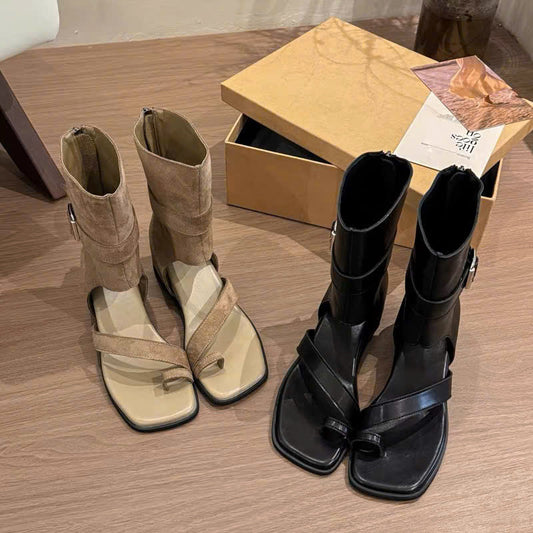 Boots xỏ ngón quai chéo đế cao