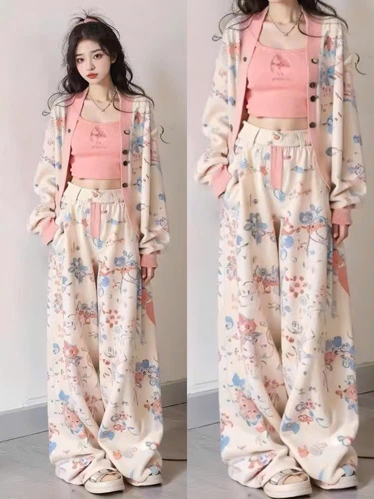 Bộ áo khoác và quần hoa màu mơ