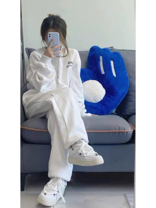 Bộ nỉ sweater trắng dệt kim