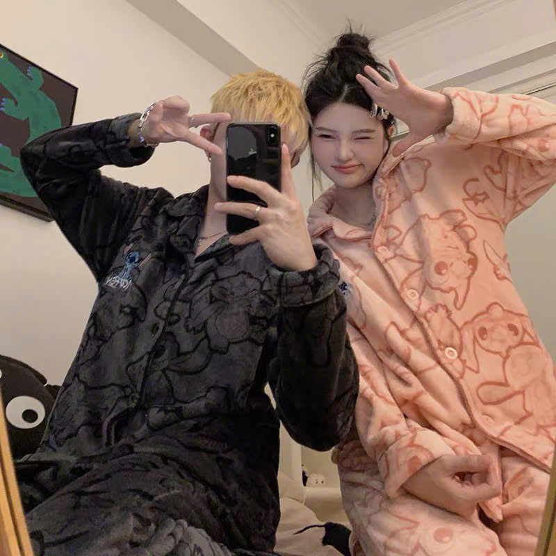 Bộ ngủ pijama lông hồng - đen cho cặp đôi