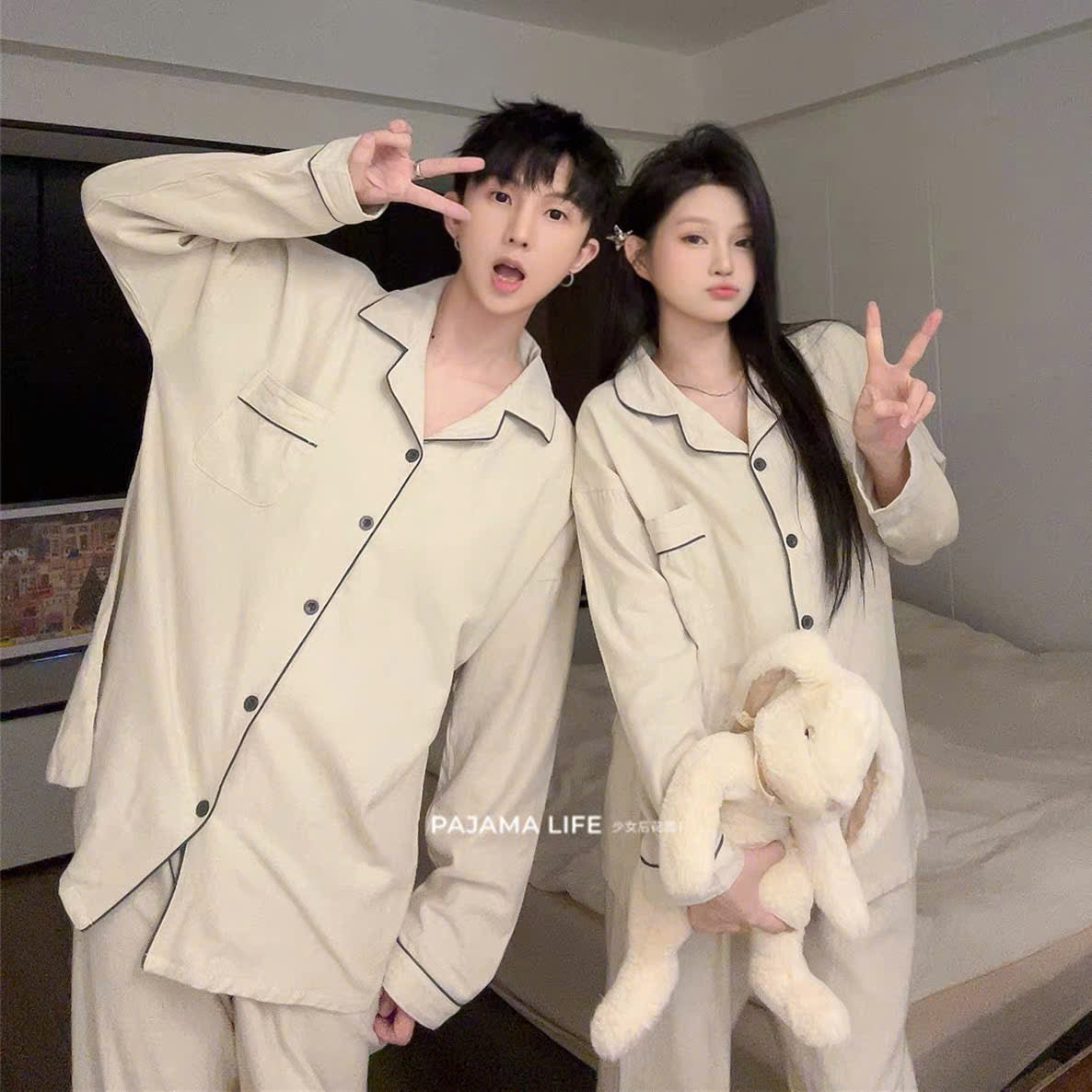 Pijama cặp đôi form truyền thống be viền xám