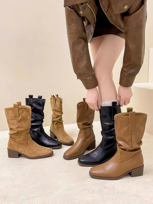 Boots da đế vuông da lộn và da bóng